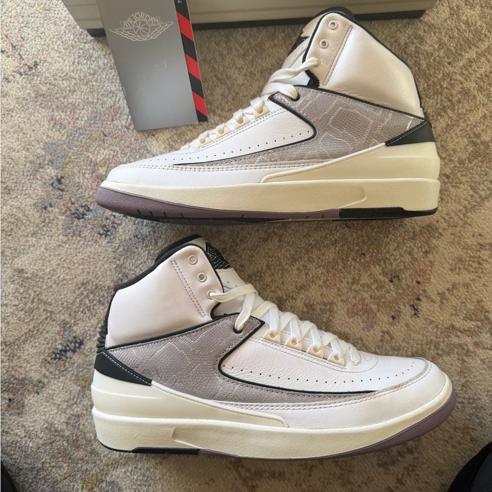 Air Jordan 2 Retro “White/ Fire Red/ Black/ Sail”– Men’s 11🔥
